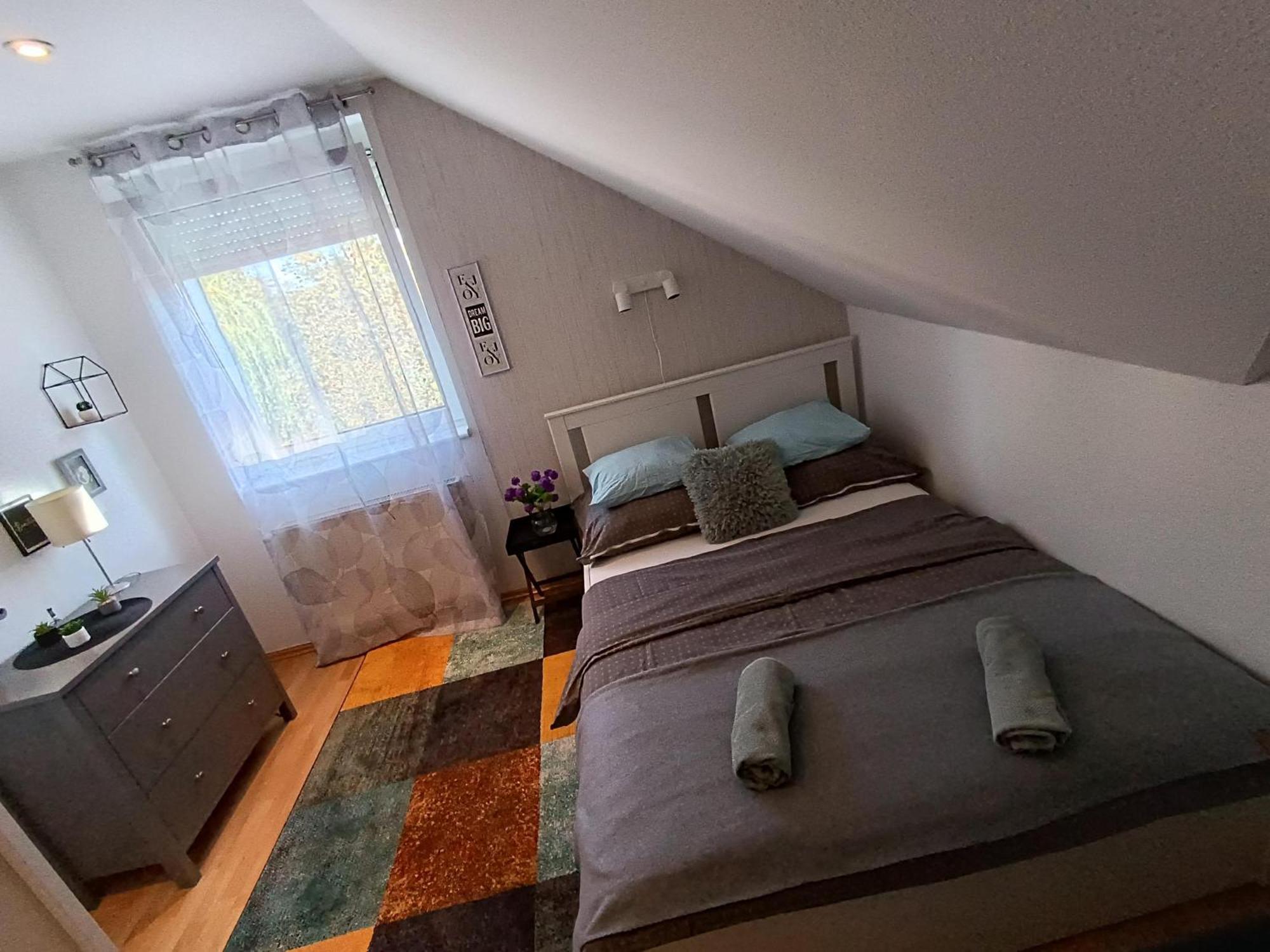 Zala Holiday Apartman Keszthely Exteriör bild