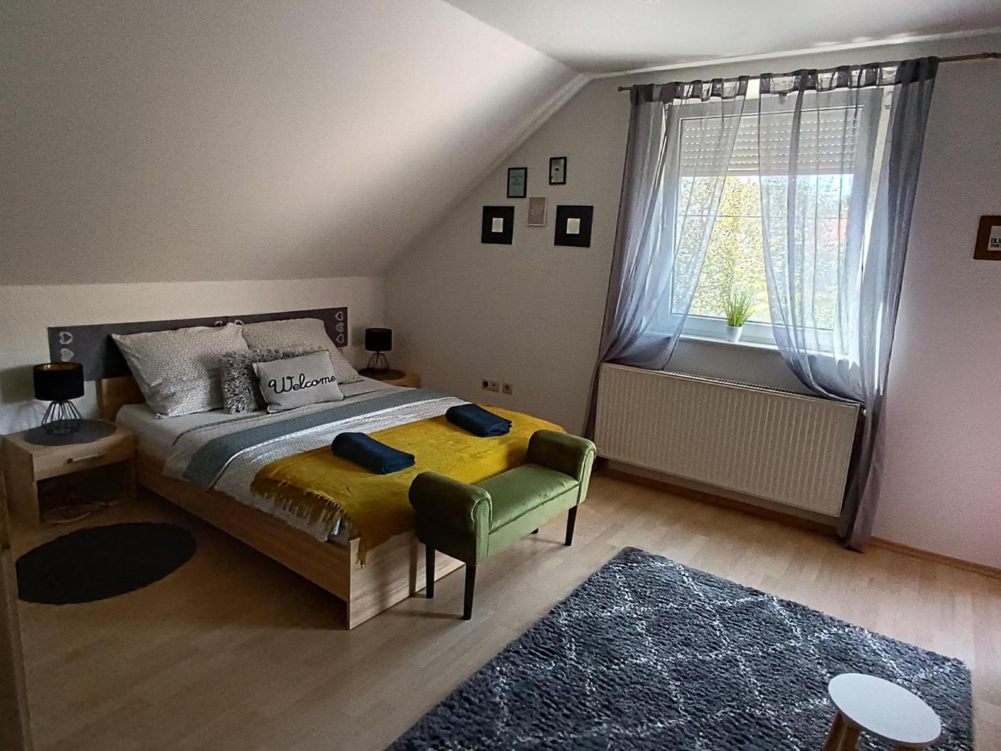 Zala Holiday Apartman Keszthely Exteriör bild